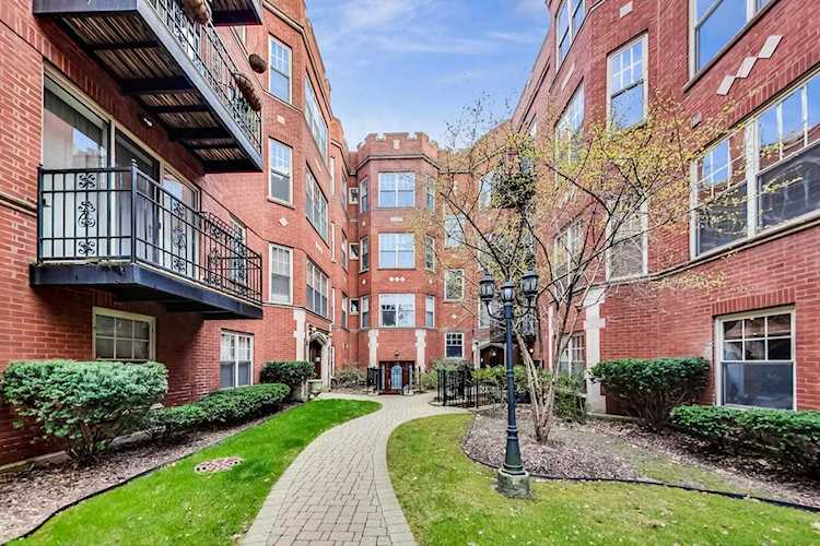 1253 W Granville Ave #2 Chicago, IL 60660 | MLS 10677841 Photo 1