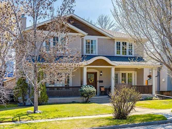 733 Alexander Crescent NW Calgary, AB T2M 4B8