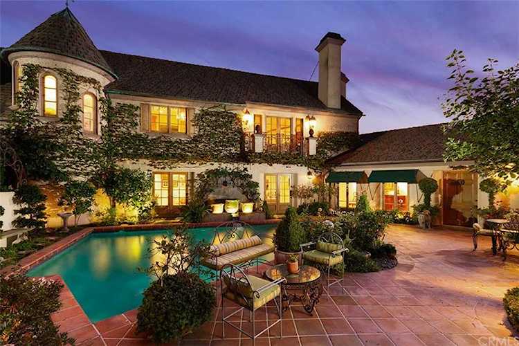 23 Augusta Lane Newport Beach, CA 92660