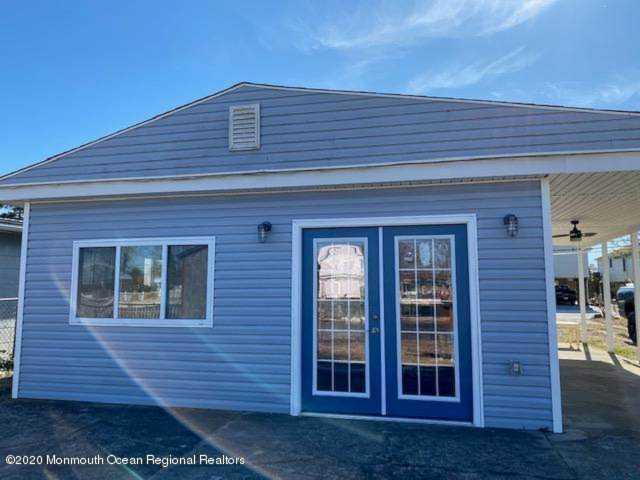 406 Twin Lakes Blvd Little Egg Harbor, NJ 08087