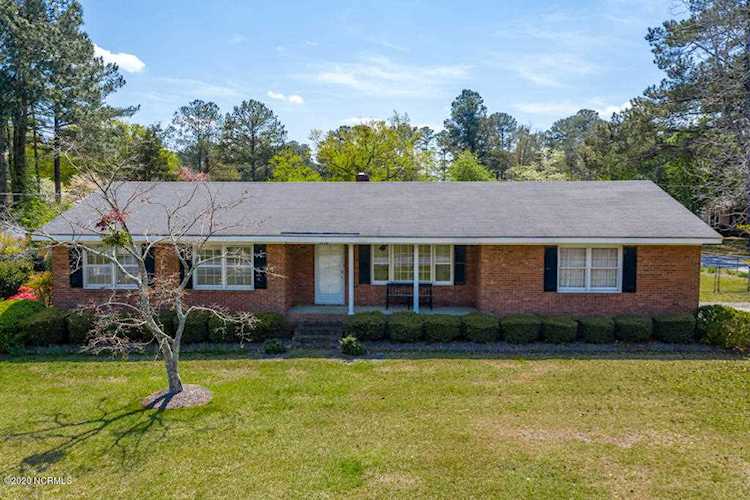 1406 E 14th Street Greenville, NC 27858