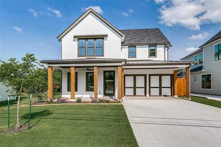 304 Pine Street Roanoke, TX 76262