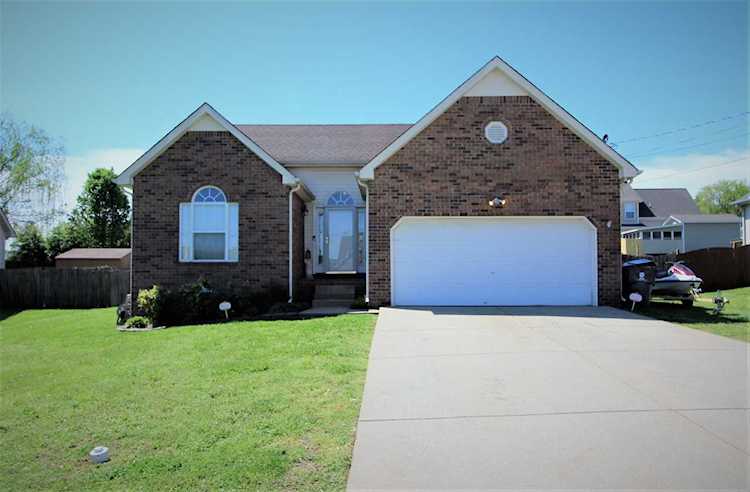 129 Wolverine Trl La Vergne, TN 37086 | MLS 2139431 Photo 1