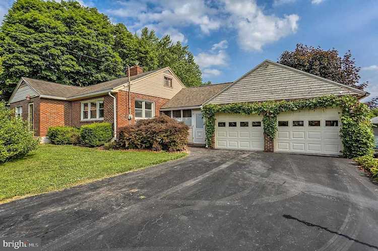 5500 Ridgeview Dr Harrisburg, PA 17112 | MLS ® PADA120436 Photo 1