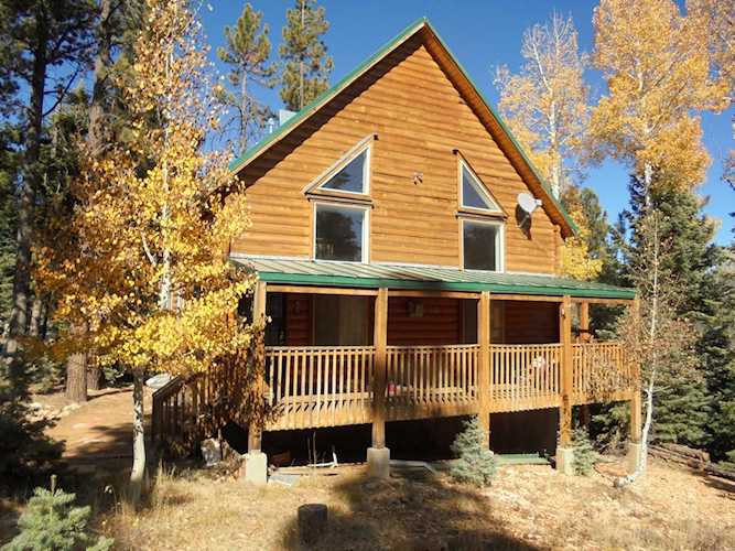 930 E Redwood Rd Duck Creek Village, UT 84762