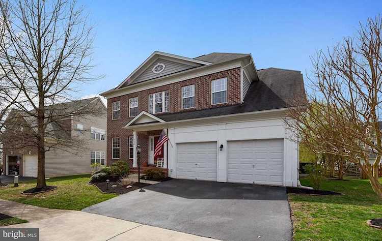 9008 Woodpecker Ct Gainesville, VA 20155 | MLS ® VAPW491280 Photo 1