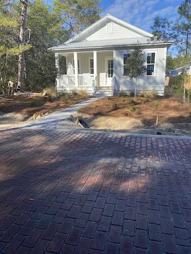 xx Devlieg Avenue Point Washington, FL 32459
