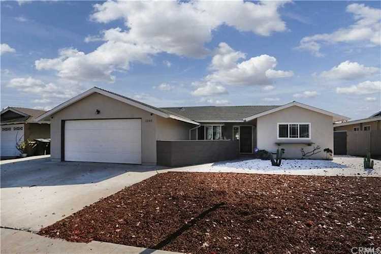 1593 Corsica Place Costa Mesa, CA 92626 | MLS DW20063311 Photo 1
