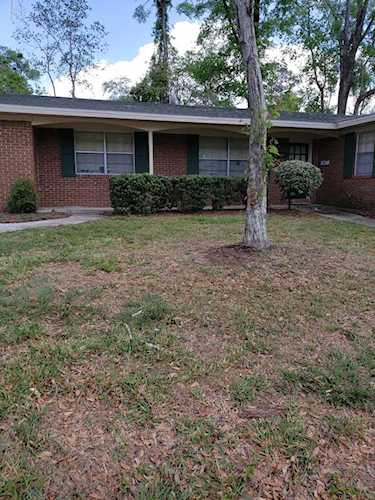 2781 Greenridge Rd Orange Park, FL 32073