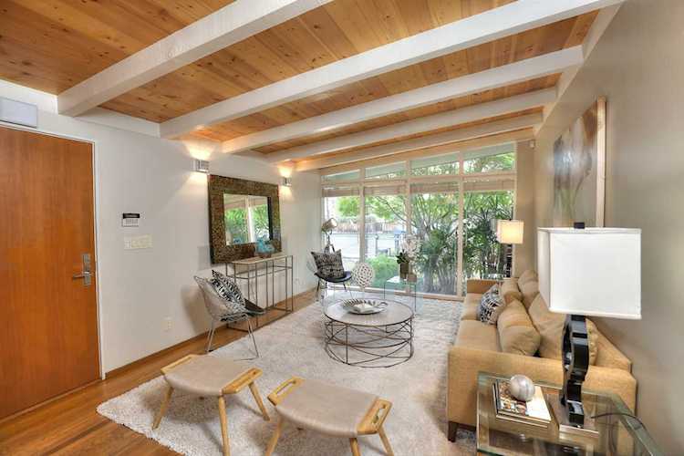 30 S Soledad St Santa Barbara, CA 93103 | MLS 20-1287 Photo 1