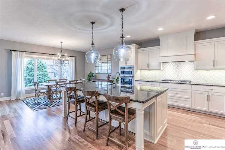 3223 S 185 Ave Omaha, NE 68130