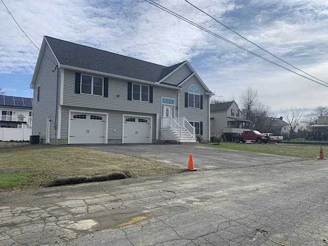 Methuen, 35 Erie Rd, MA, home for sale Photo 1