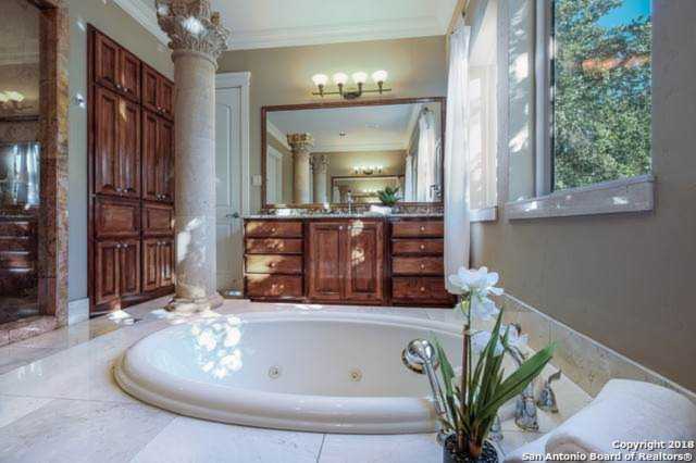 602 Bentley Manor Shavano Park Tx 78249 Mls 1355770