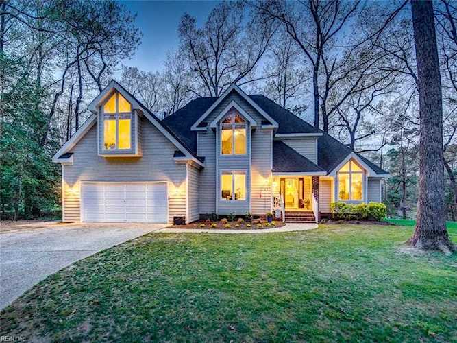 210 Spinnaker Run Ln Smithfield VA 23430 | MLS# 10312209 - TREG.com Photo 1