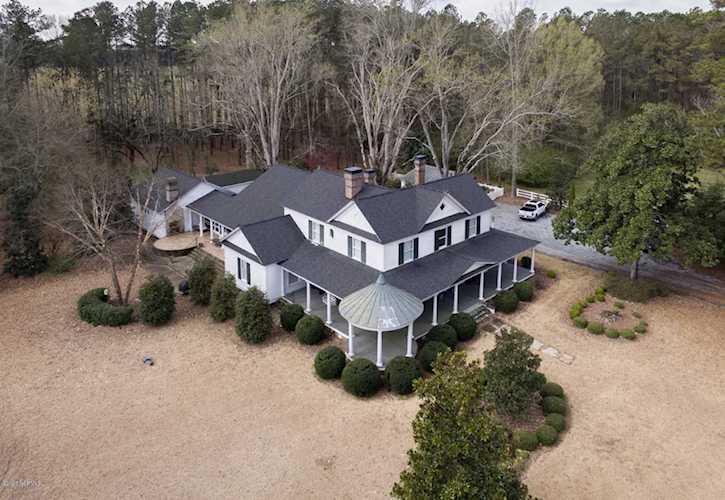 9041 Stantonsburg Road Farmville, NC 27828
