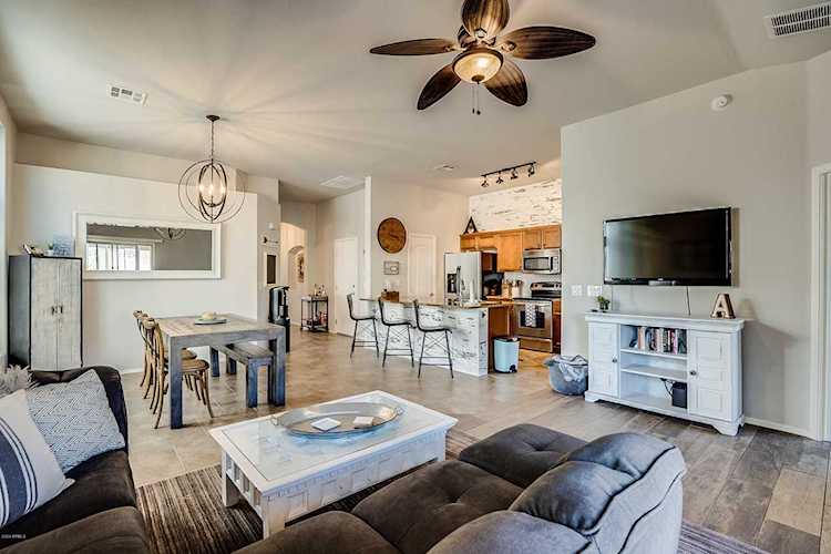 2725 E Mine Creek Road #1210 Phoenix, AZ 85024 | MLS ® 6057267 Photo 1