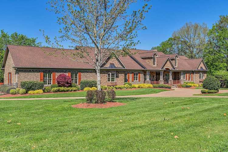 904 Alder Dr Nashville, TN 37220