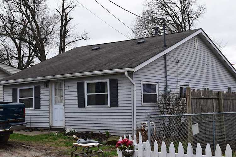119 W 2nd Street Buckeye Lake, OH 43008 | MLS 220011695 - Licking Photo 1
