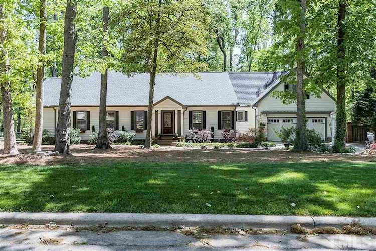 215 Ronaldsby Drive Cary, NC 27511