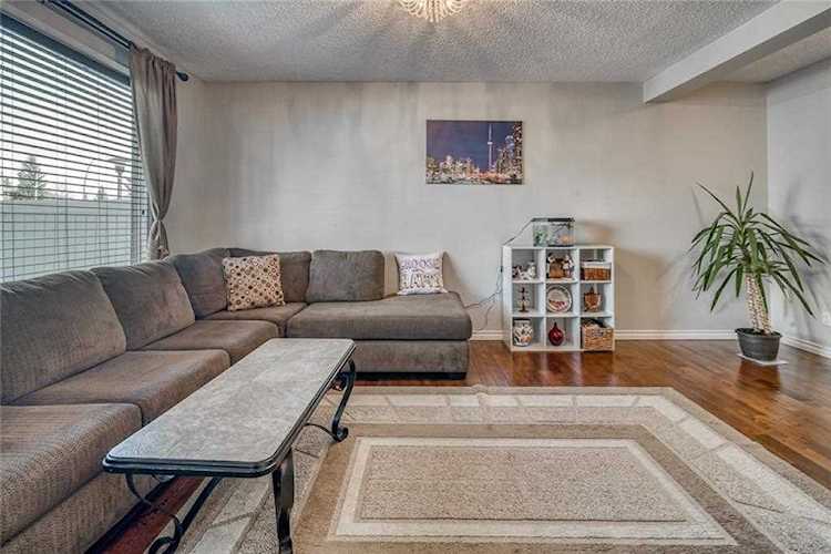 740 Bracewood Drive SW #74 Calgary, AB T2W 3N3