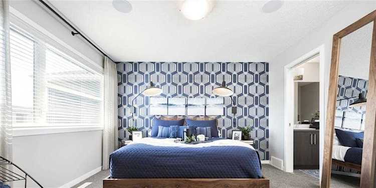 15 Wolf Hollow Way SE Calgary, AB T2X 0M7