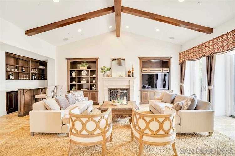 16664 Sweet Leilani Lane San Diego, CA 92127