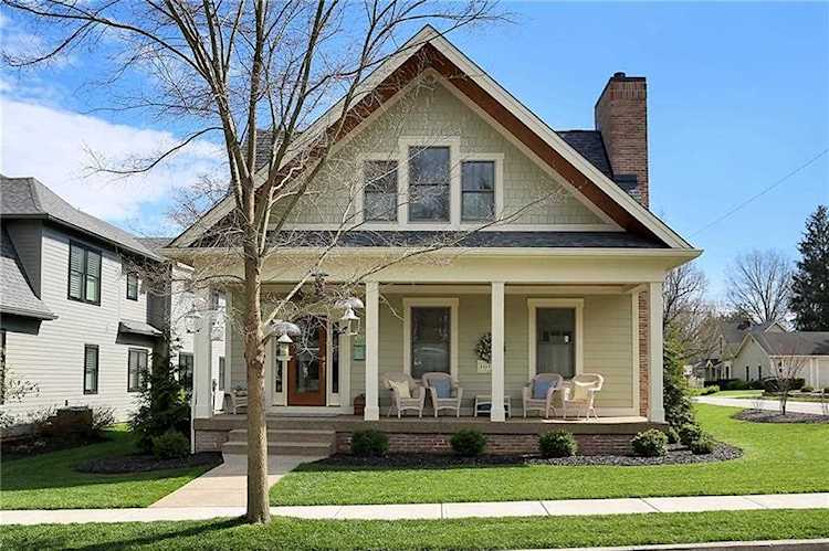 485 W Cedar Street Zionsville, IN 46077