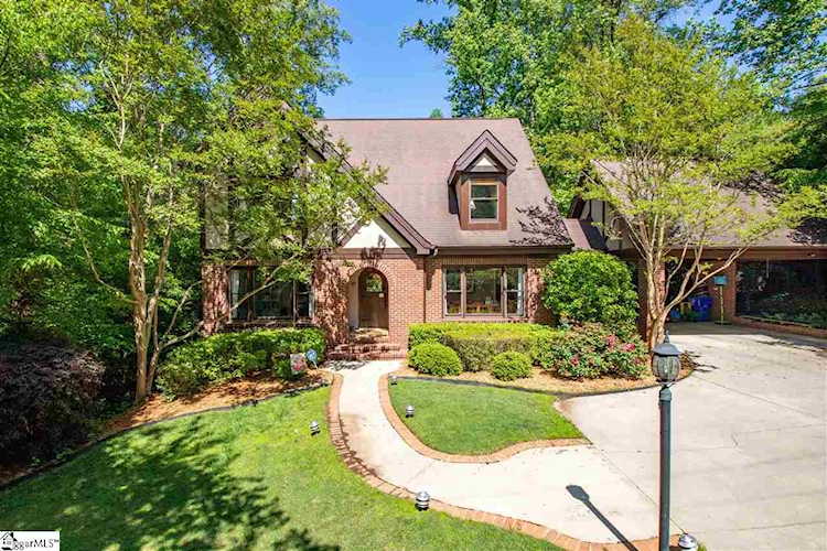 10 Marshall Ct Greenville, SC 29605