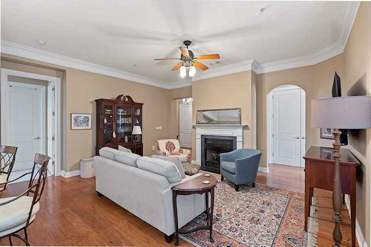 200 River Landing Dr Daniel Island, SC 29492