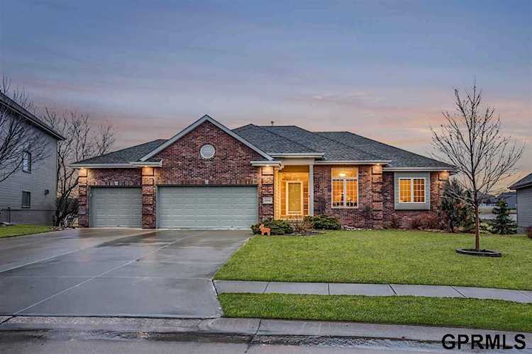 15938 Mary St Omaha, NE 68116
