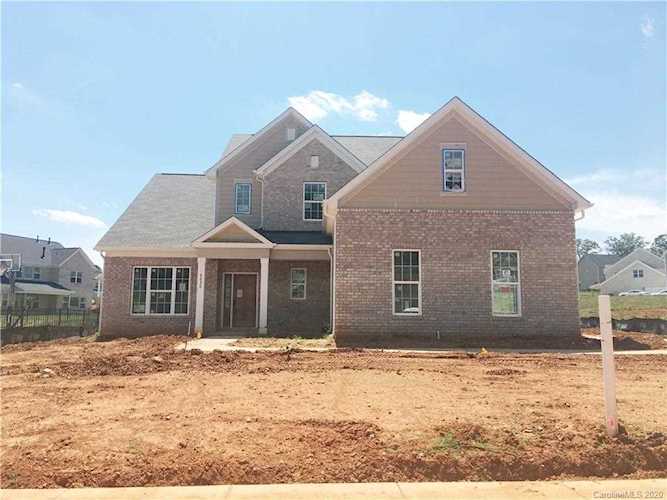 8828 Raven Top Dr Mint Hill, NC 28227