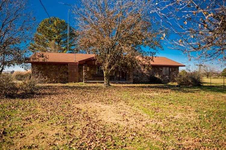 547 Tucks Chapel Rd Rogers, AR 72756