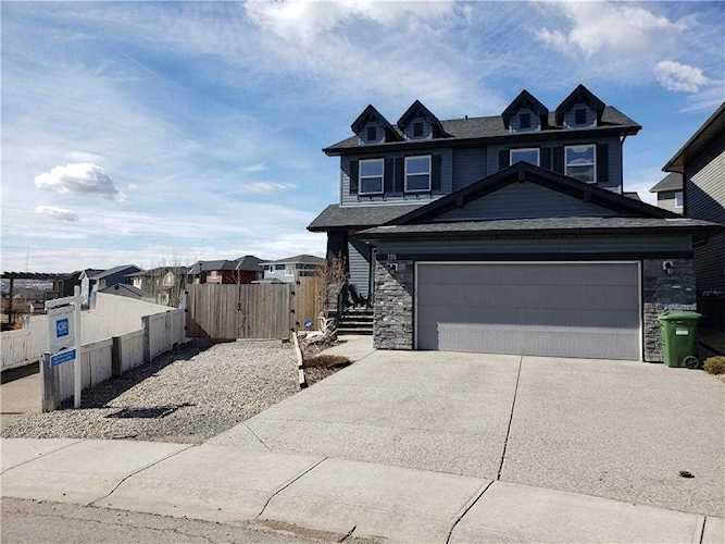 135 Evanspark Terrace NW Calgary, AB T3P 0B5