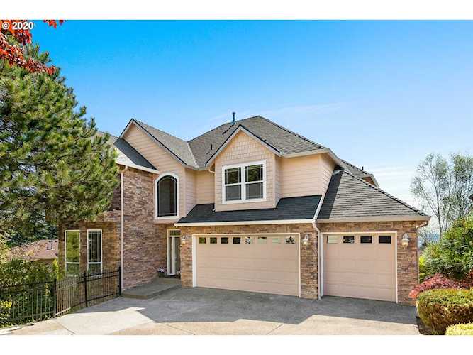 1054 NW Autumn Ct Camas, WA 98607