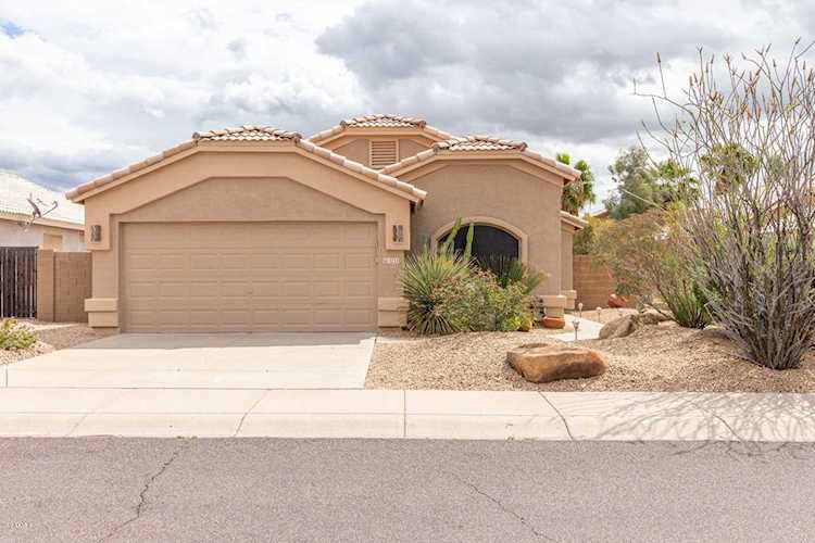 2223 E Ruby Lane Phoenix, AZ 85024 | MLS ® 6052963 Photo 1