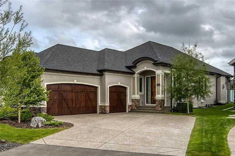 214 Spring Water Close Heritage Pointe, AB T1S 4K5