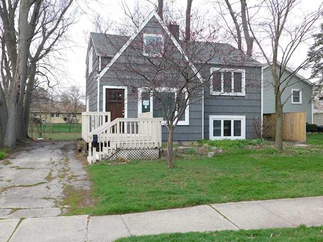 106 W Crystal Ave Lombard, IL 60148