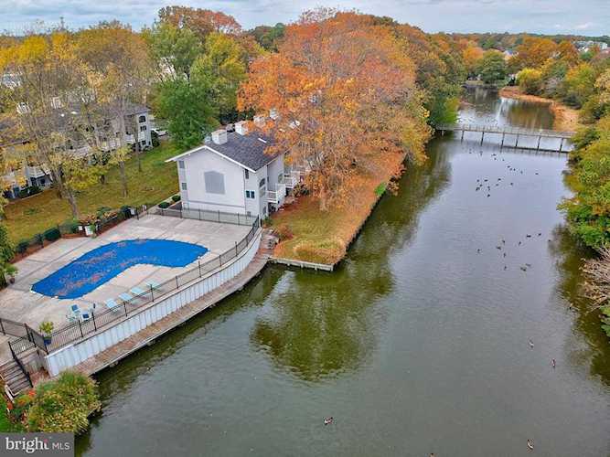 33 Newbold Square Rehoboth Beach, DE 19971