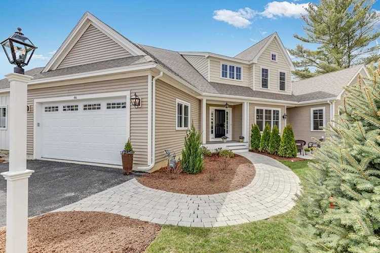 46 Sunflower Way Plymouth, MA 02360