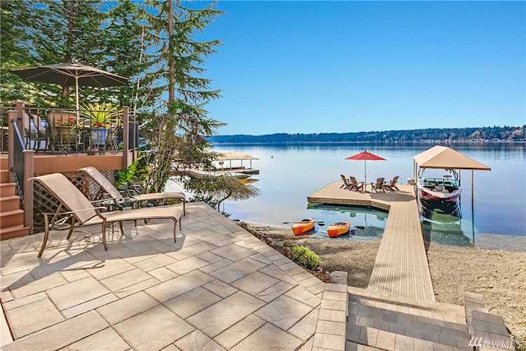 801 E Lake Sammamish Pkwy NE Sammamish, WA 98074