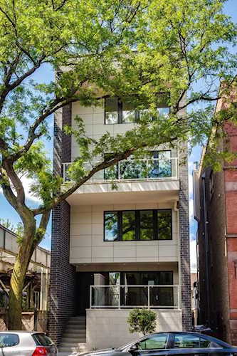 1542 N Hudson Ave Chicago, IL 60610