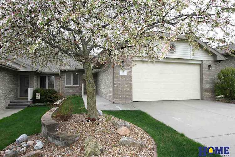 5741 Shadow Pines Ct Lincoln, NE 68516