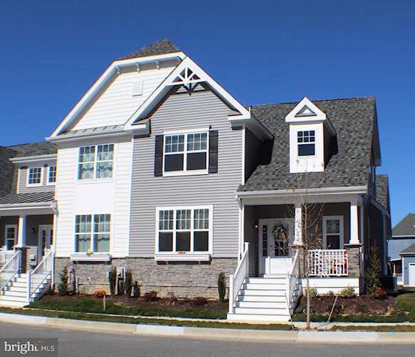 213 Mill Pond Ave Milton, DE 19968