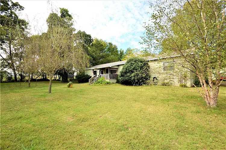 4806 Town Vu Rd Bentonville, AR 72712