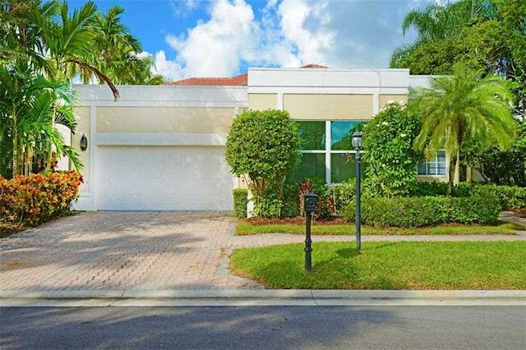 7121 Dubonnet Dr Boca Raton, FL 33433