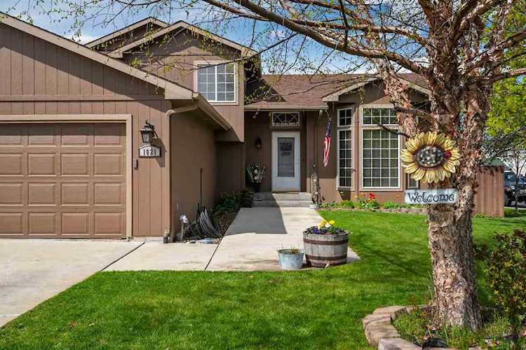 1021 N Stanley St Medical Lake, WA 99022 | MLS 202014928 Photo 1