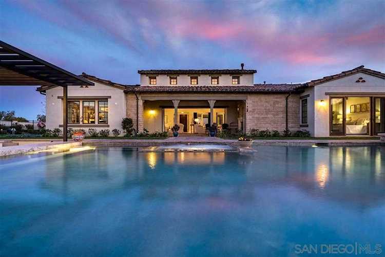 8920 Via Rancho Cielo Rancho Santa Fe, CA 92067
