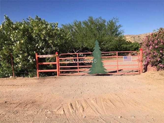 4975 Moapa Valley Blvd Logandale, NV 89021