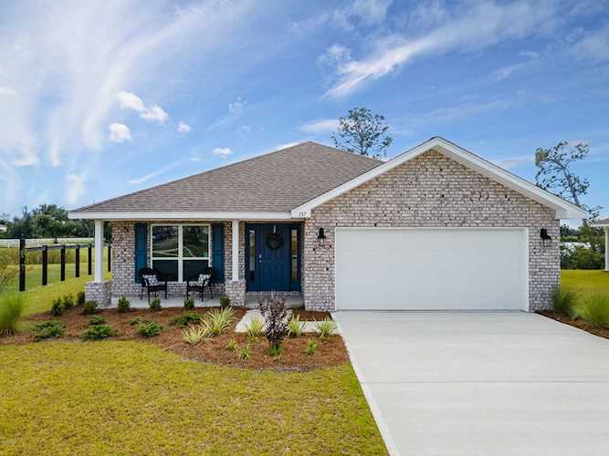 137 Spikes Circle #Lot 10 Southport, FL 32409