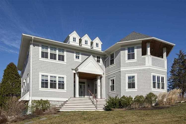 46 Stockbridge St Cohasset, MA 02025